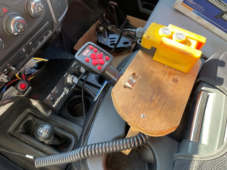 2018-dodge-ram-3500-image-52