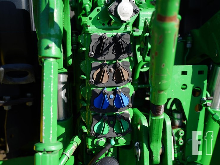 2018-john-deere-6120r-image-24