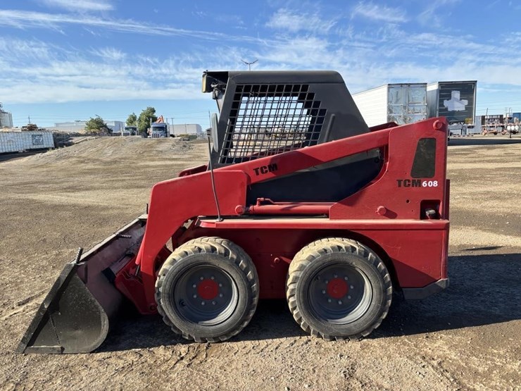 tcm-608t-skid-steer-loader-image-5