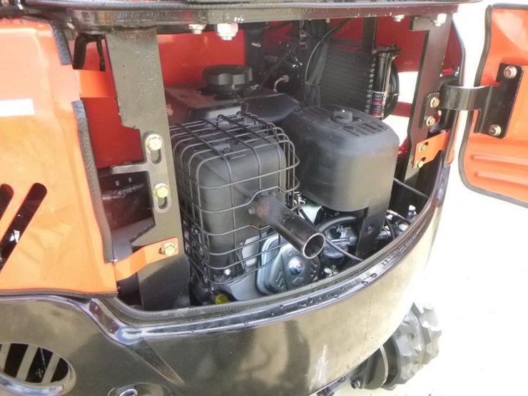 2025-tpm-16-hydraulic-excavator-image-23