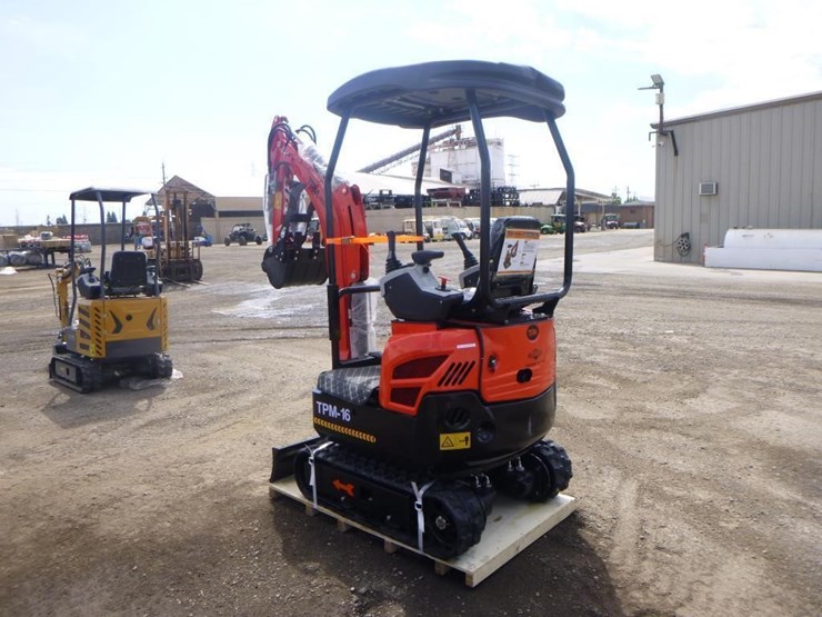2025-tpm-16-hydraulic-excavator-image-4