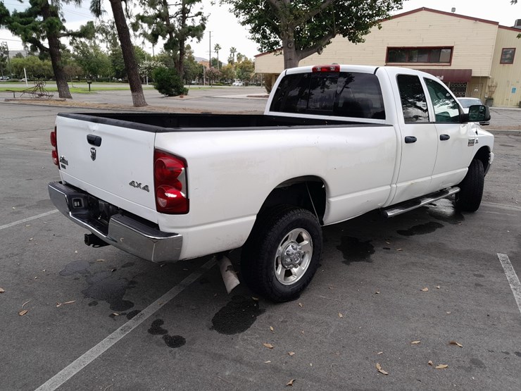 2008-dodge-ram-2500hd-image-3