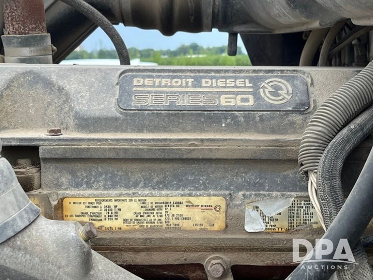 1996-western-star-model-496f-liquid-nurse-truck-(jn2748,-unit-40582)-image-105
