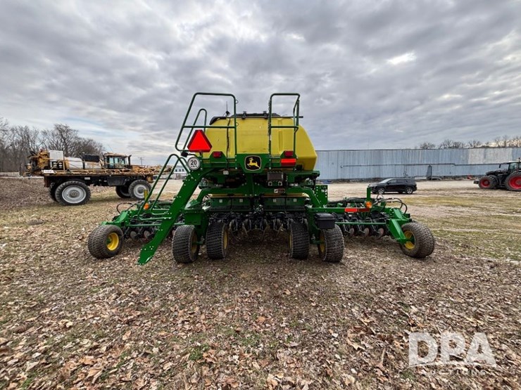 2022-john-deere-n530c-image-8