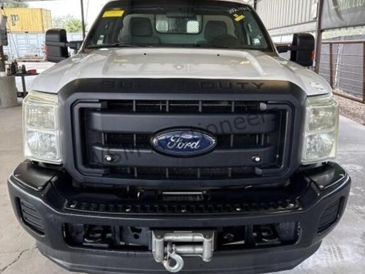 2012-ford-f350-image-3