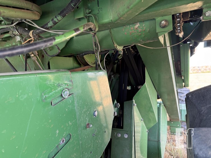1983-john-deere-8820-image-10