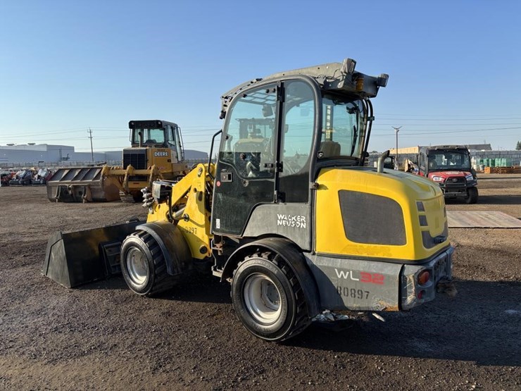 2014-wacker-neuson-wl32-image-4