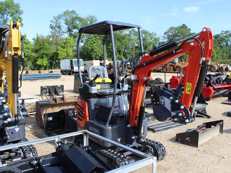 #21002-•-2025-agt-mx15rx-image-2