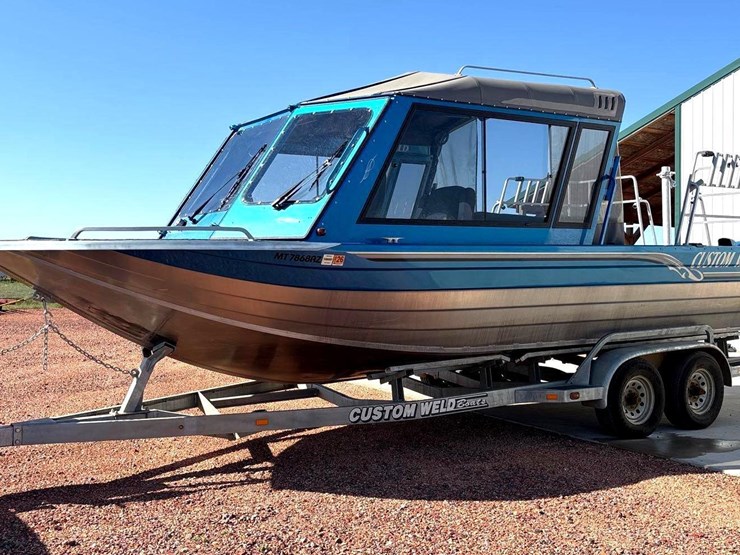 custom-weld-white-water-special-boat-image-1