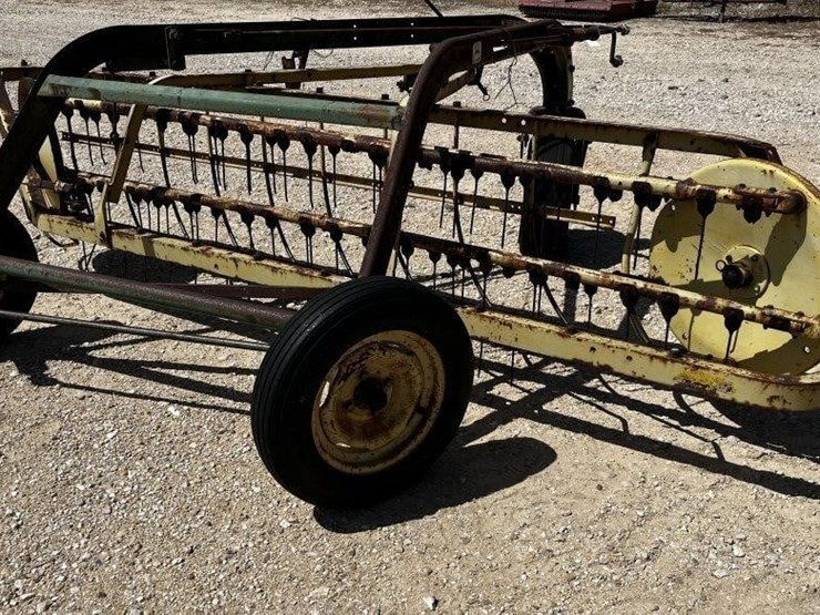 john-deere-670-image-3