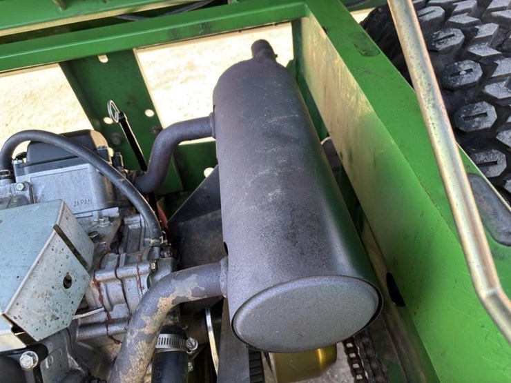 john-deere-gator-image-22
