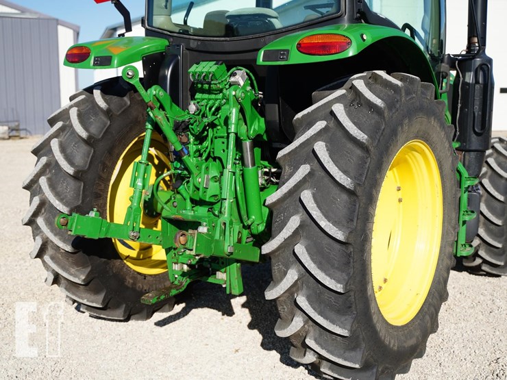2018-john-deere-6120r-image-22