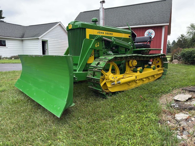 john-deere-420c-image-5