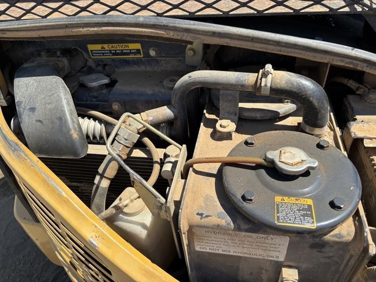 deere-35d-image-44