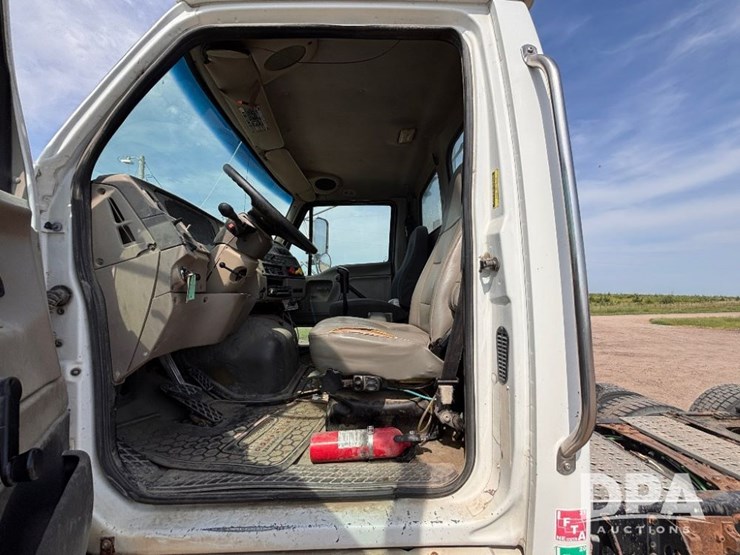 2006-sterling-day-cab-truck-(gp11332,-unit-18)-image-80