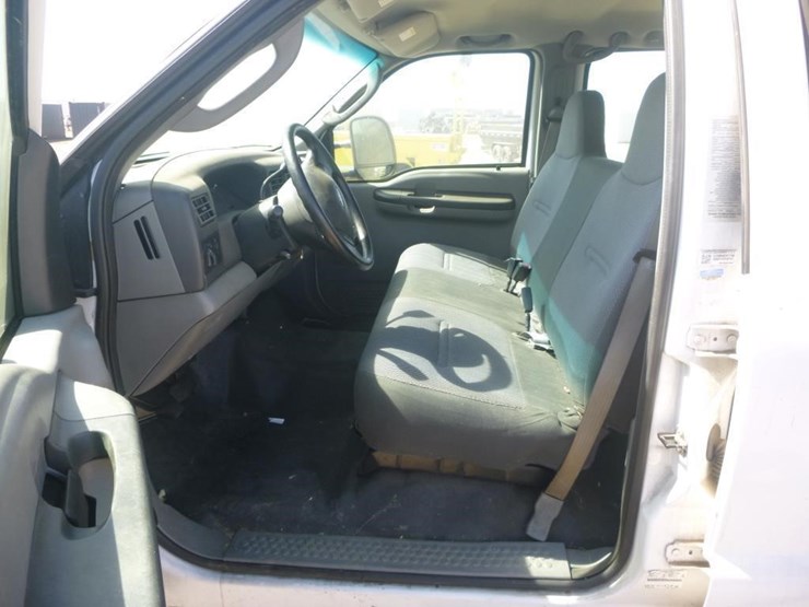 2003-ford-f350-image-12