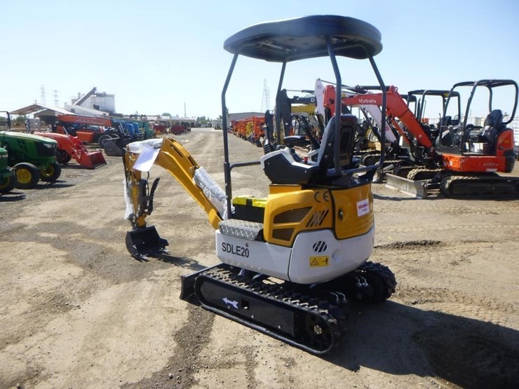2025-sdlanch-sdle20-hydraulic-excavator-image-4