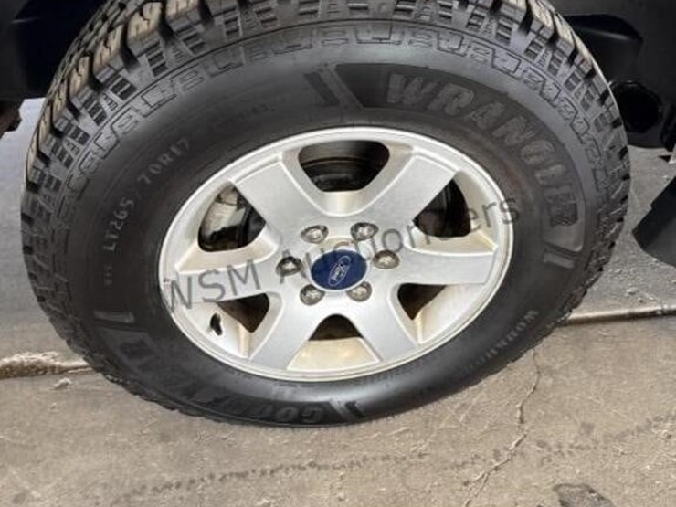 2015-ford-expedition-image-8