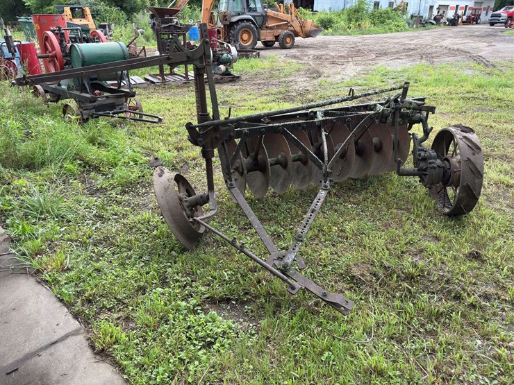 case-10-disc-plow-image-2