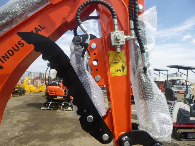 2025-tpm-16-hydraulic-excavator-image-10