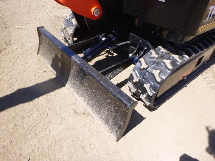 2025-tpm-16-hydraulic-excavator-image-15