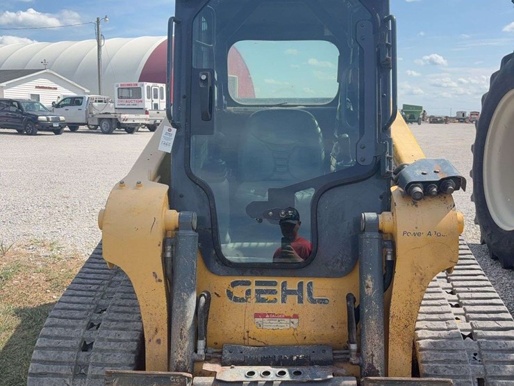 2018-gehl-rt165-image-3