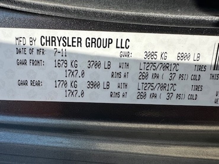 2011-dodge-ram-1500-image-34