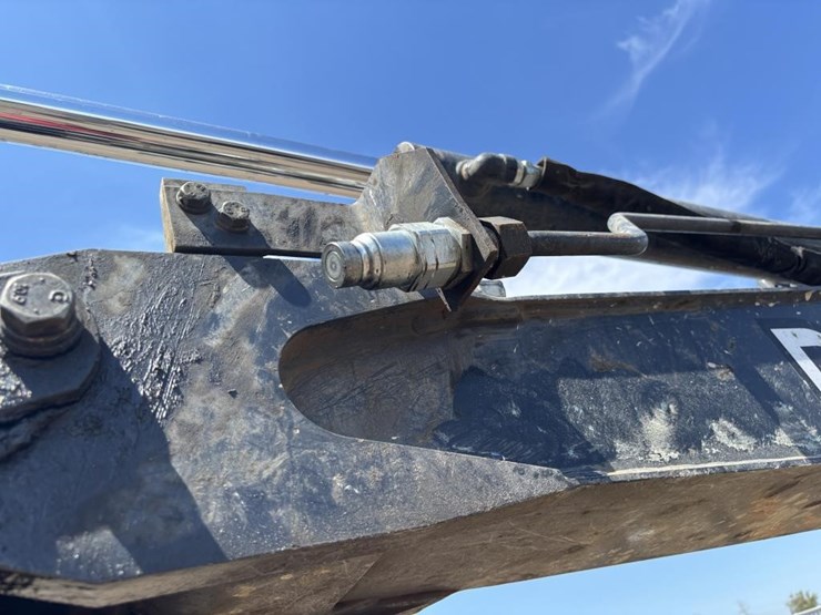 2016-deere-50g-image-16