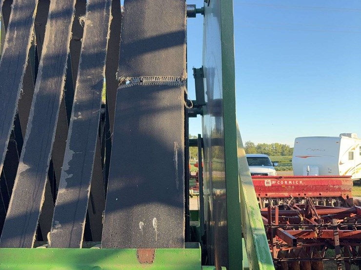 john-deere-510-image-8