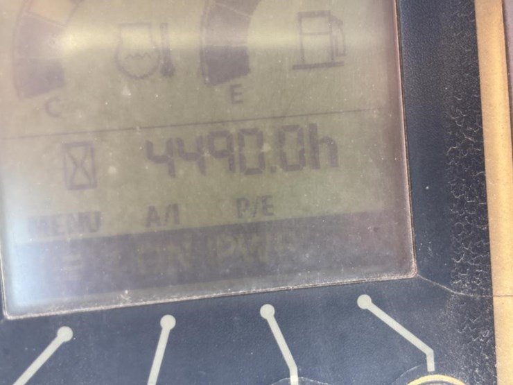 2016-deere-50g-image-57