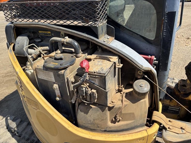 deere-35d-image-42
