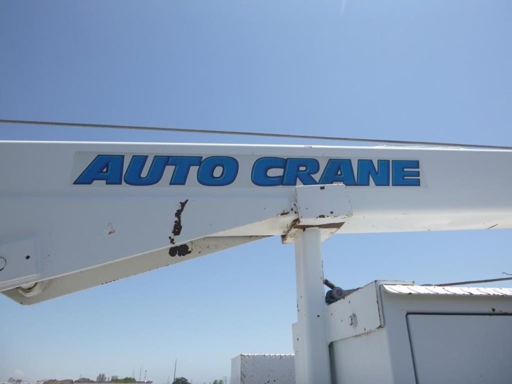 2015-ford-f550-image-9