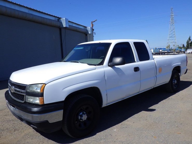 2007-chevrolet-1500-image-1