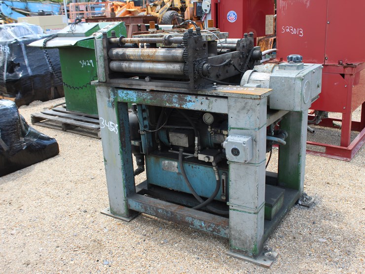 #3475-•-sheet-metal-roller,-electric-image-1
