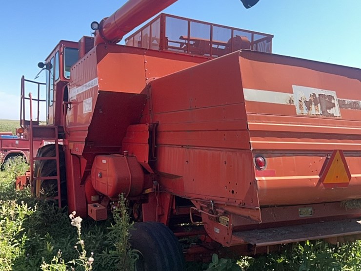 massey-ferguson-760-image-32