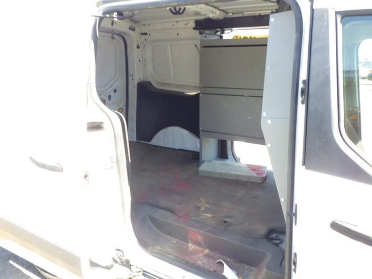 2017-ford-transit-connect-image-8
