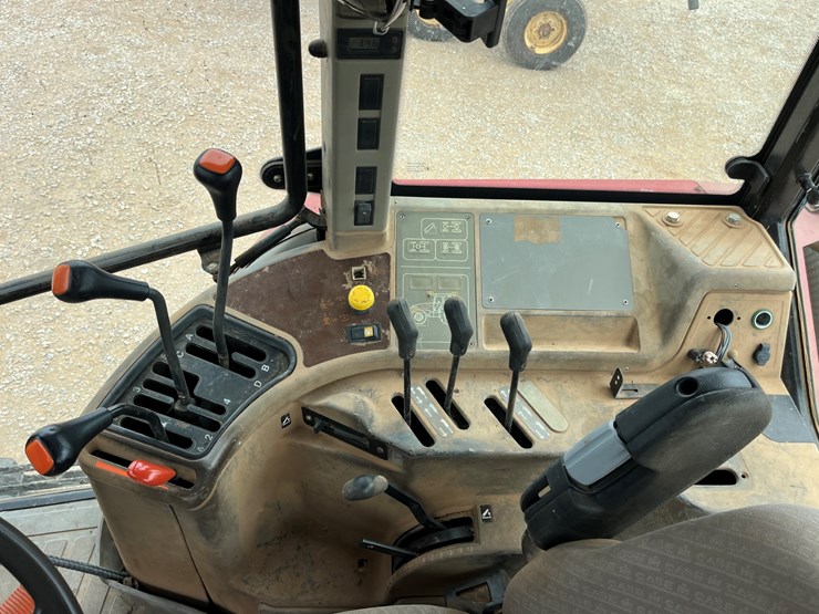 2006-case-ih-mxm130-image-19