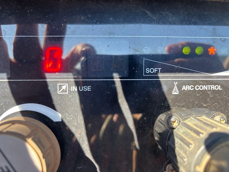 2009-dodge-ram-4500-image-15