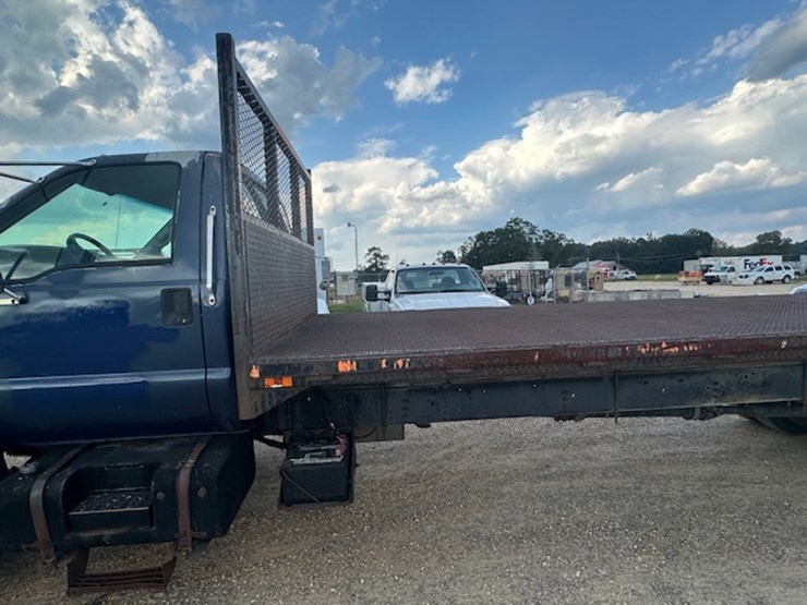 2000-ford-f650-image-19