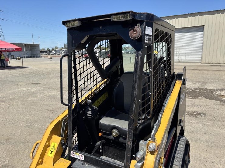 2021-asv-rt-40-skid-steer-track-loader-image-18