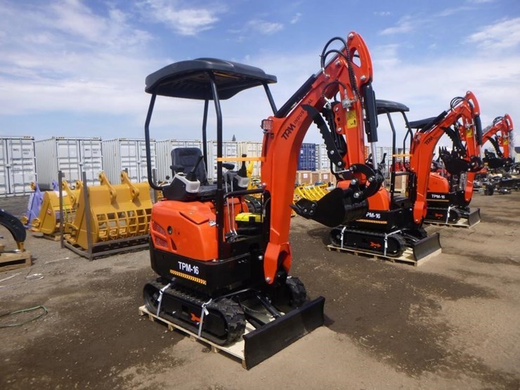 2025-tpm-16-hydraulic-excavator-image-2
