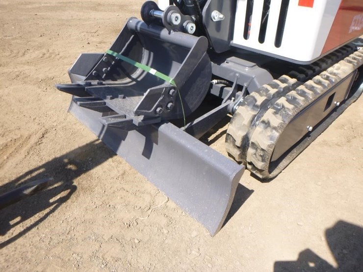 bttl-et15h-6-hydraulic-excavator-image-15