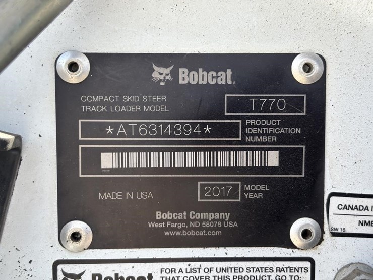 2017-bobcat-t770-image-45