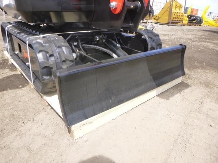 2025-tpm-16-hydraulic-excavator-image-14