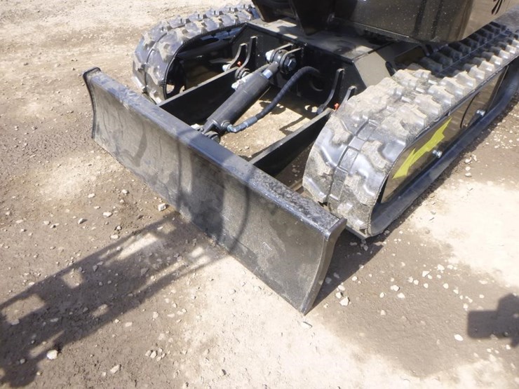 2025-vicsec-vc13-hydraulic-excavator-image-15