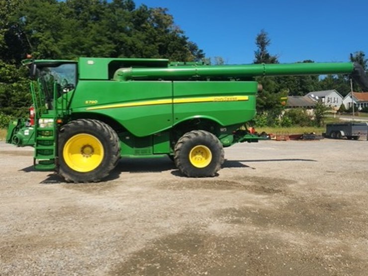 2019-john-deere-s790-image-5