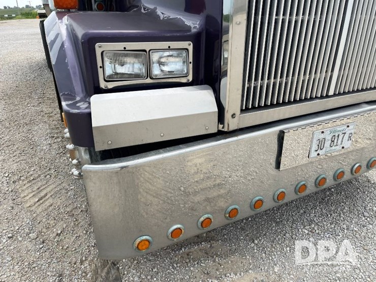 1996-western-star-model-496f-liquid-nurse-truck-(jn2748,-unit-40582)-image-27