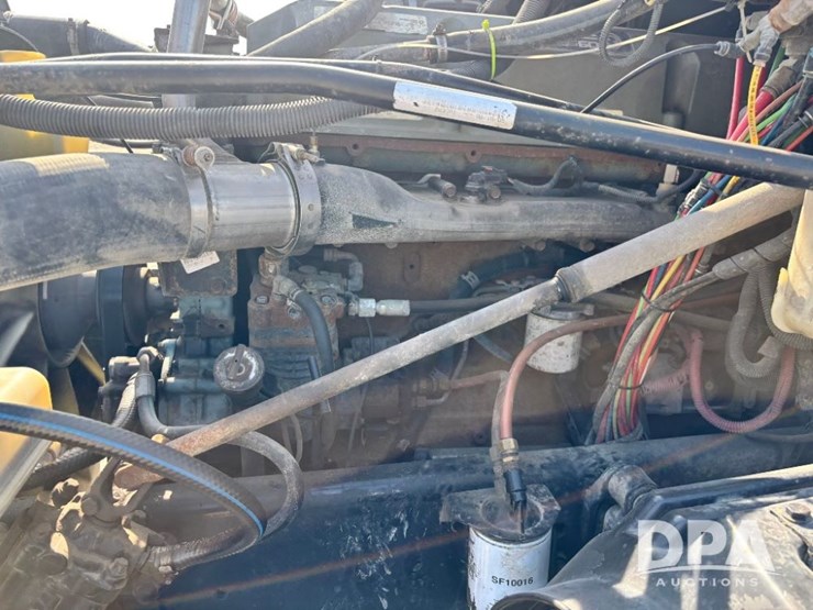 2006-freightliner-columbia-day-cab-truck-(gp11331,-unit-88)-image-64