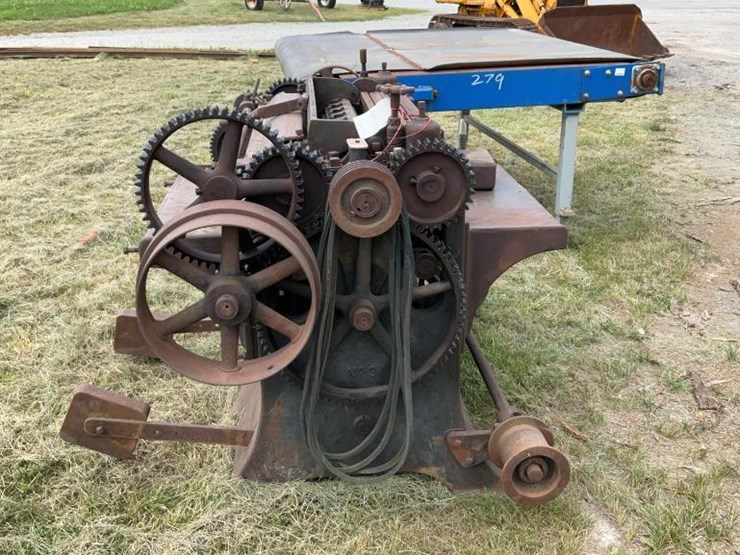 #260-•-w.d.-matthews-planer-image-2