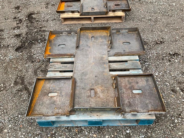 #613-•-lot-of-3-skid-steer-frames-image-3